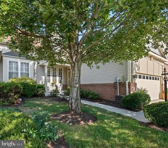 1st image of 6912 Birkenhead Pl