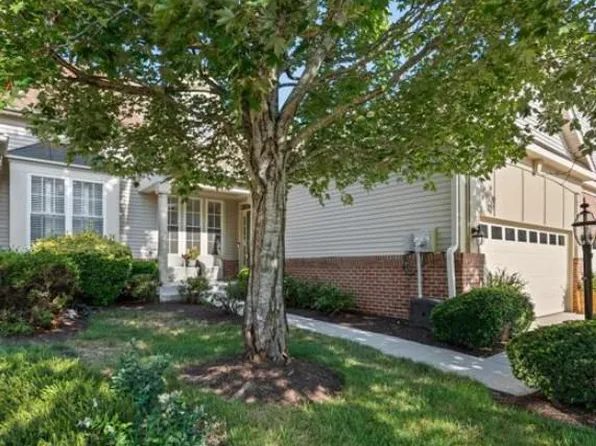 6912 Birkenhead Pl, Gainesville, VA 20155