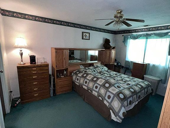 2nd image of 7220 Creekview Dr APT 4