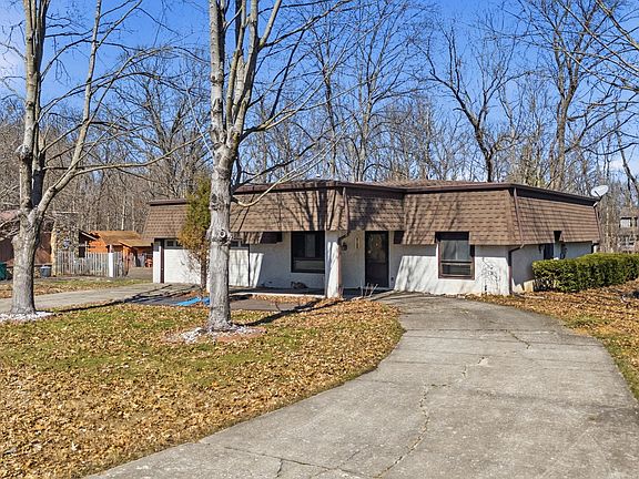 2nd image of 8188 Black Oak Dr