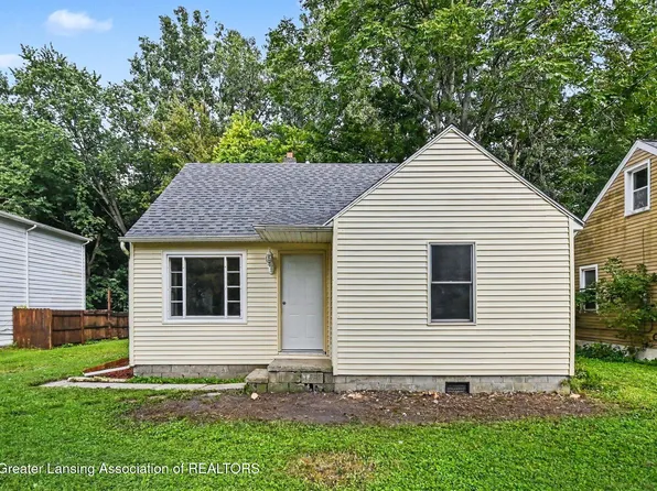 6409 Coulson Ct, Lansing, MI 48911
