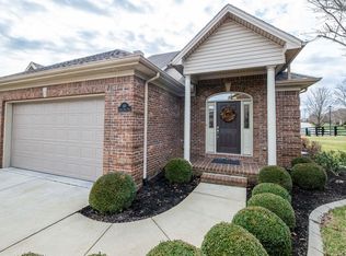 100 Shadowcreek Path, Georgetown, KY 40324