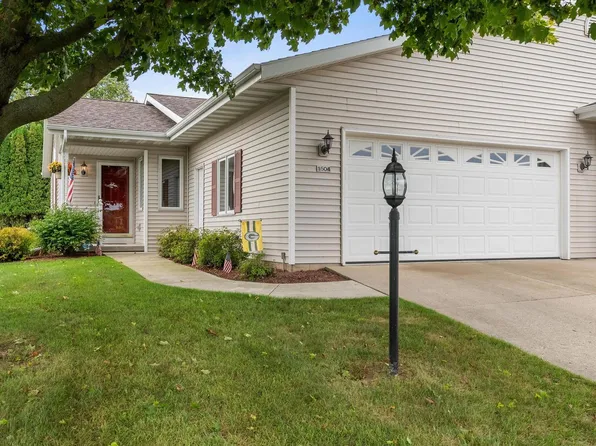1504 Deer Brook DRIVE, Two Rivers, WI 54241