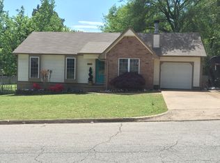 201 Country Lane Dr, Alma, AR 72921