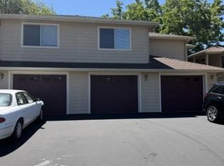 432 Pine St, Rogue River, OR 97537