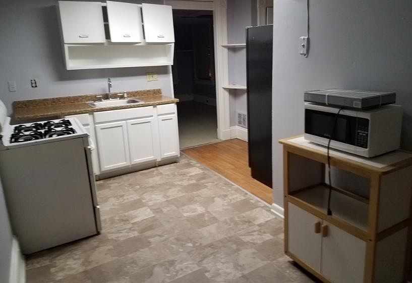 1st image of 1434 State Ave APT 5