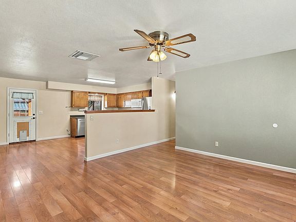 4th image of 2003 N Fredanovich Cir