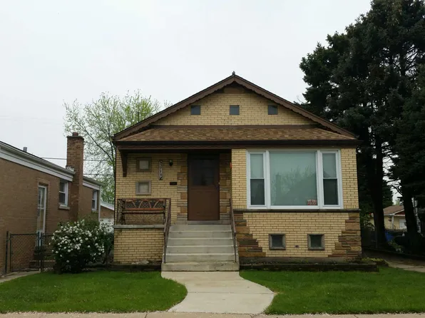 3715 W 66th St, Chicago, IL 60629