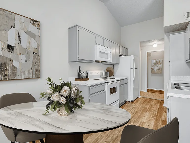 The Gio Apartments — Photo 3