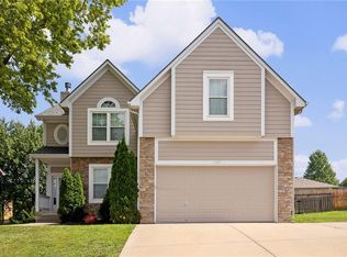 1145 Silverleaf Ln, Liberty, MO 64068