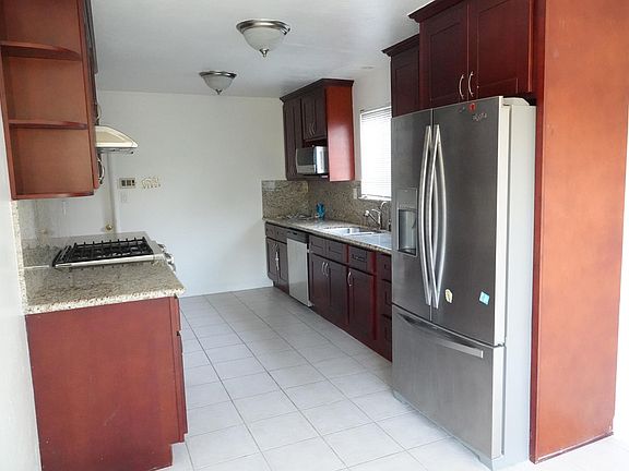 5th image of 1185 Kent Ave