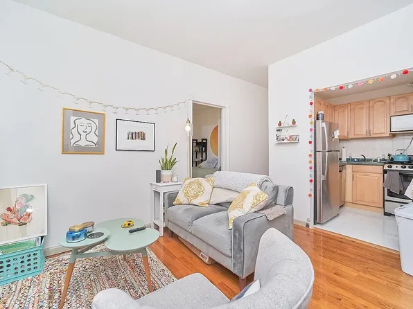 152 East 22nd Street image 1 of 7