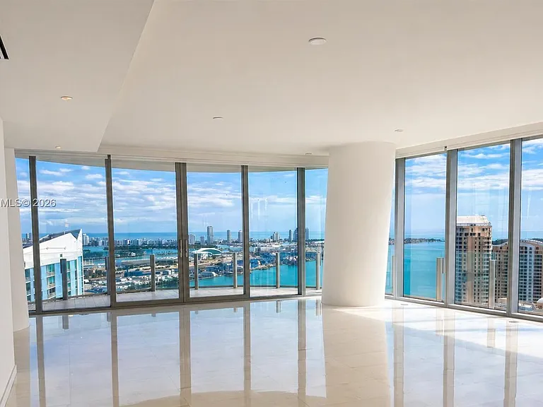 300 Biscayne Boulevard Way #4201E — Photo 7
