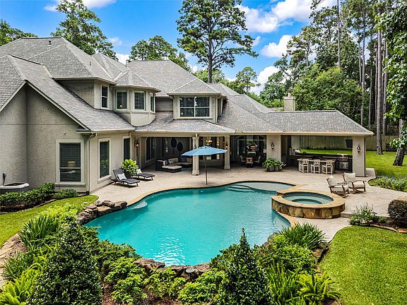 5th image of 114 Fairwater Dr