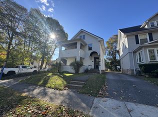 5 Ravenwood Ave #1, Rochester, NY 14619