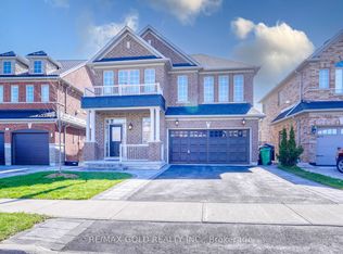 28 Prada Ct, Brampton, ON L6P2K1
