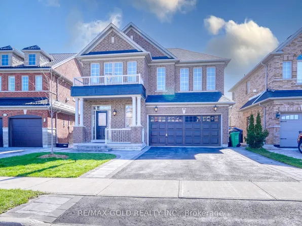 28 Prada Ct, Brampton, ON L6P 2K1