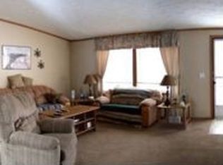 6185 Johnstown Rd NE, Mineral City, OH 44656