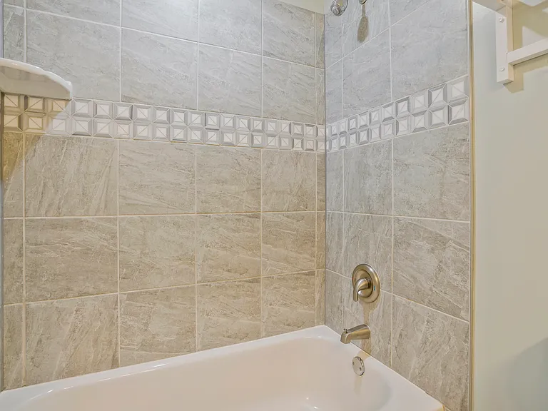 6024 Rixey Dr — Photo 42