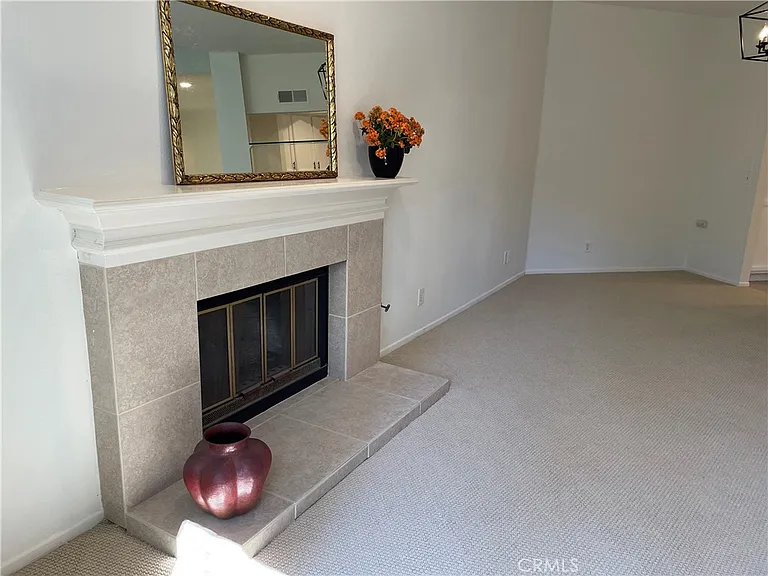 253 Chesterfield #145 — Photo 12