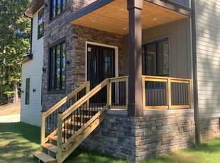 160 Taylor Dr, Dalton, GA 30720