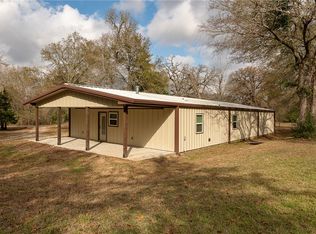 11428 Debbie Ln, Iola, TX 77861