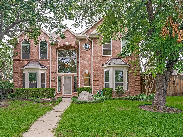 10616 Birmingham Dr — Photo 2
