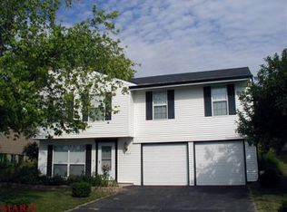 2565 Weymouth Dr, High Ridge, MO 63049