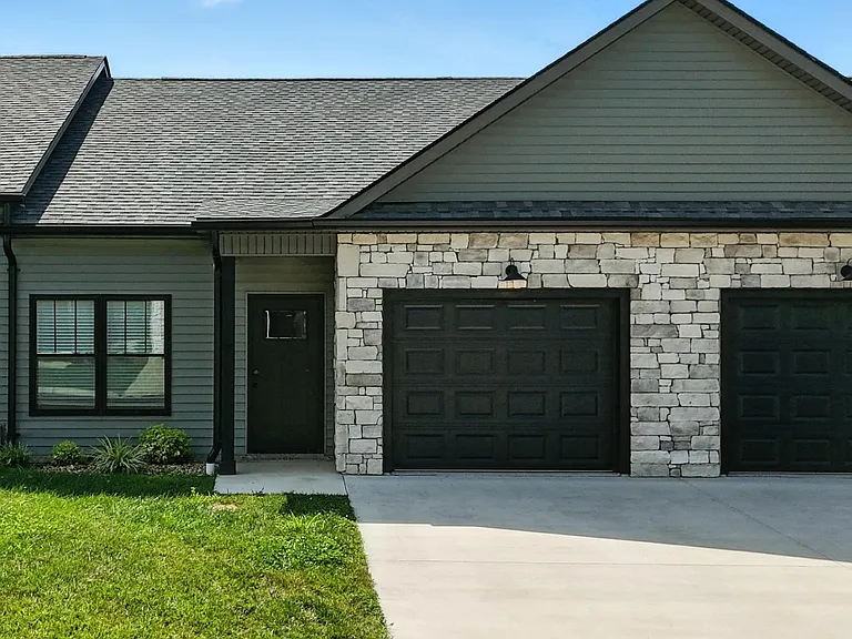Alders Grv — Photo 1