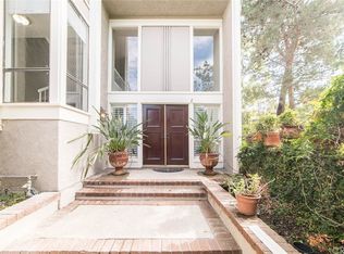 8 Misty Mdws #1, Irvine, CA 92612