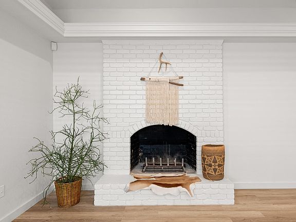 3rd image of 3204 Maywood Ave #B