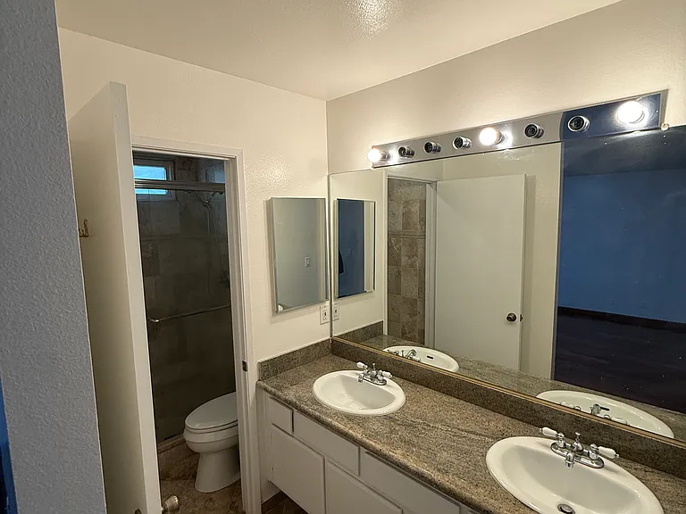 1427 Marigold St — Photo 18