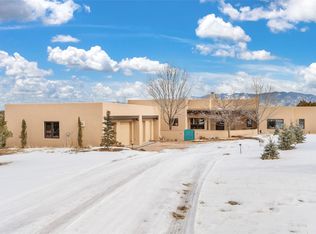 35 Dayflower Dr, Santa Fe, NM 87506
