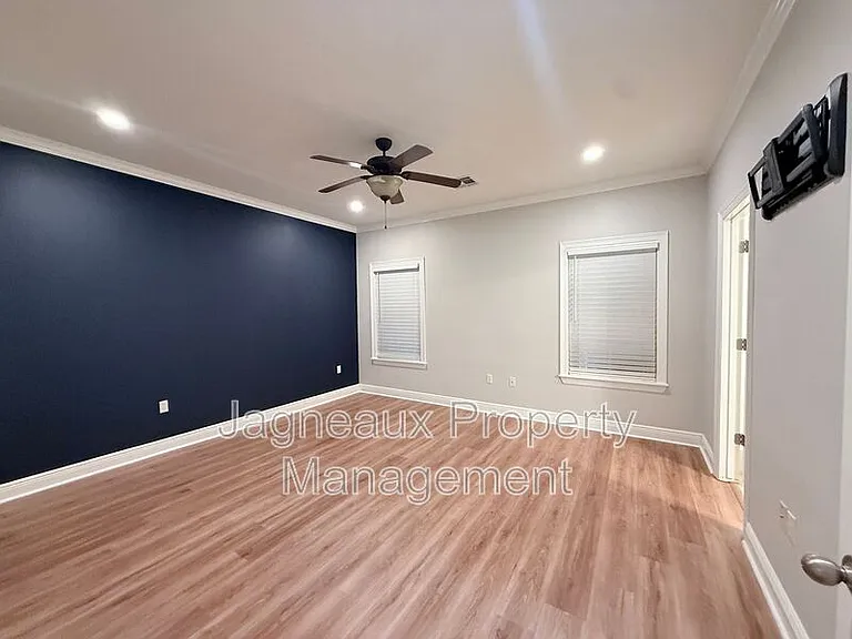 2137 La Cache Dr — Photo 7