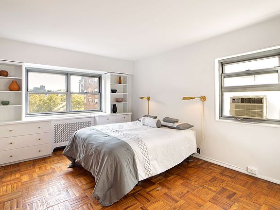 4th image of 225 Adams St APT 6C