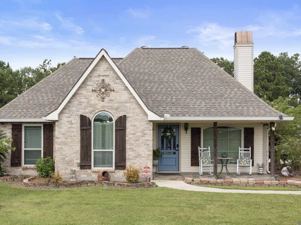 24617 Fair Weather Dr, Denham Springs, LA 70726