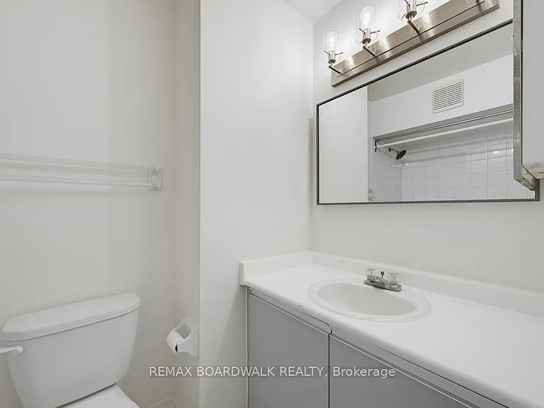 250 Brittany Dr #207 — Photo 19