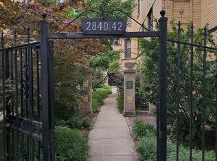 2842 N Francisco Ave APT 3A, Chicago, IL 60618