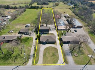 1602 S Plummer Ave, Chanute, KS 66720