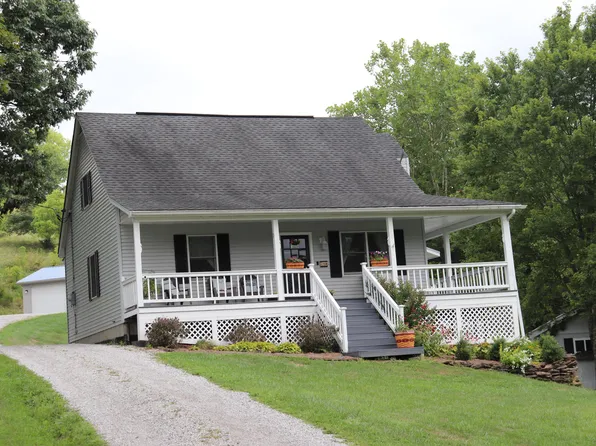 24 Bayless Rd, California, KY 41007