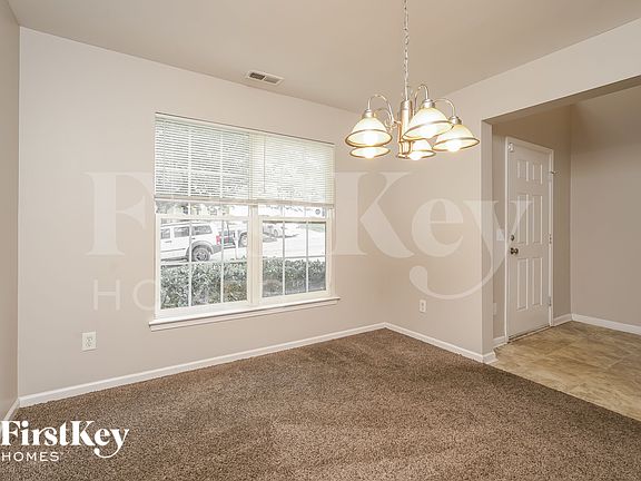 5th image of 3760 Thornaby Cir