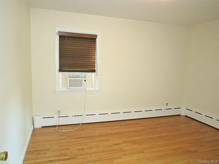 14 Piney Point Ave — Photo 20