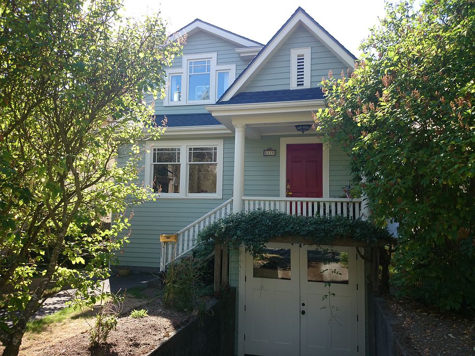 2nd image of 6215 30th Ave NE