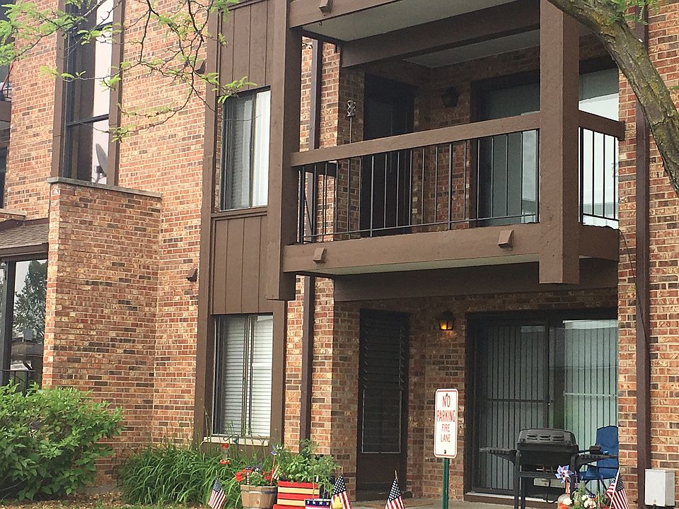 1st image of 7543 175th St APT 623