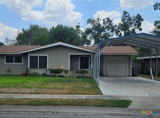 4804 Dahlia Ln, Victoria, TX 77904