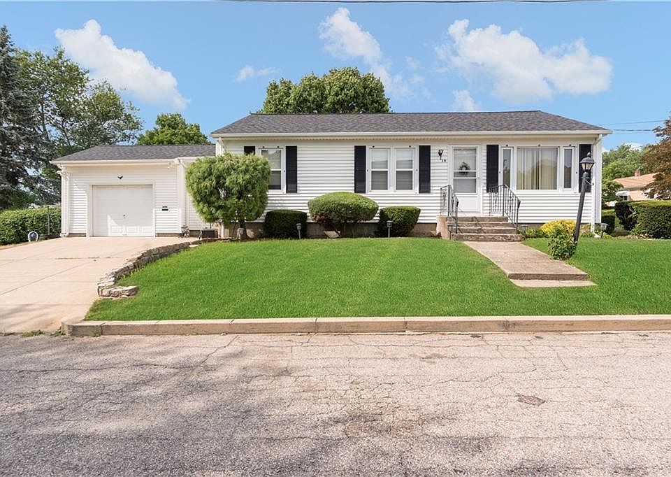 1st image of 19 Taylor St