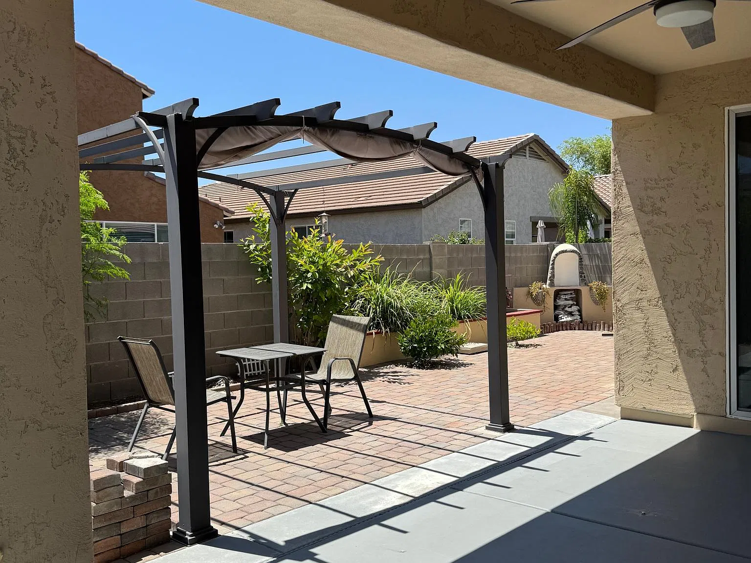 3 bed, 1510 sqft, $2,300 — Photo 4