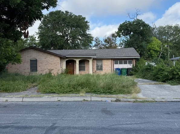 1625 N Olive, San Antonio, TX 78208