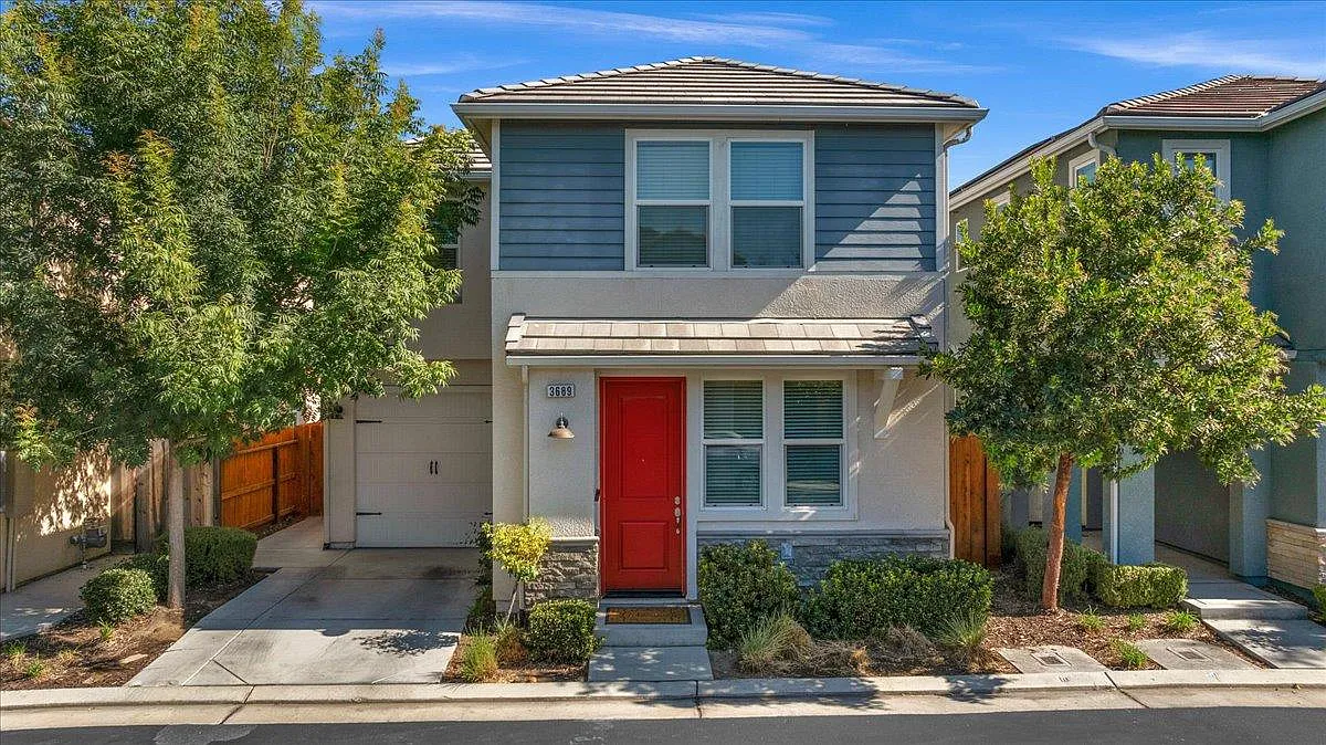 3689 Friendship Ln photo 1