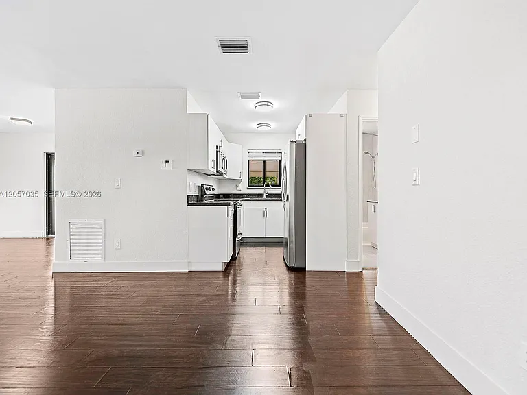16321 SW 96th Ave — Photo 13
